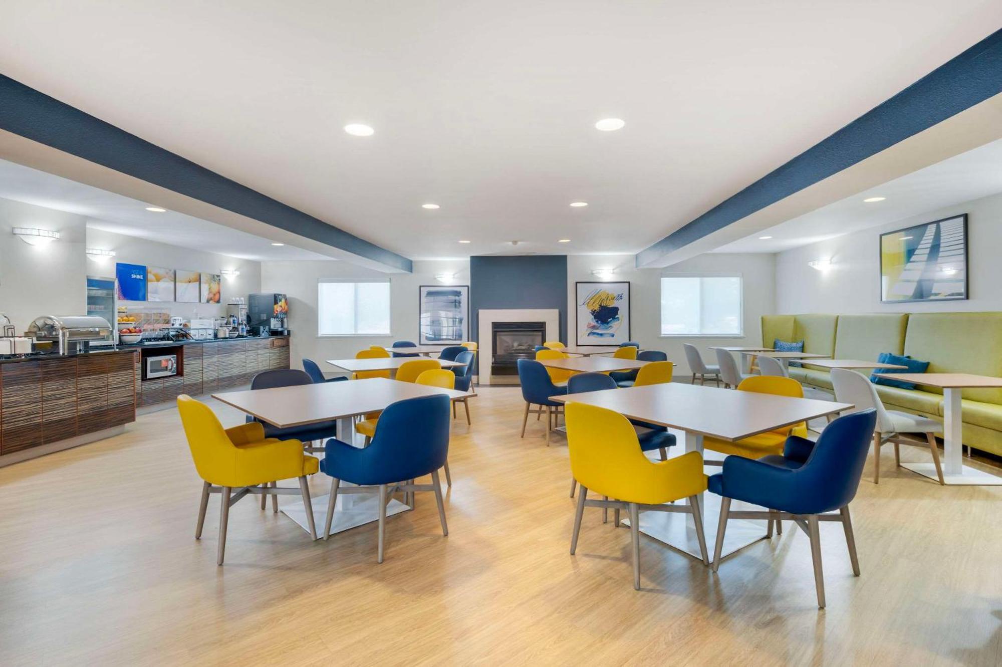 Comfort Inn Edinburgh - Columbus Eksteriør bilde