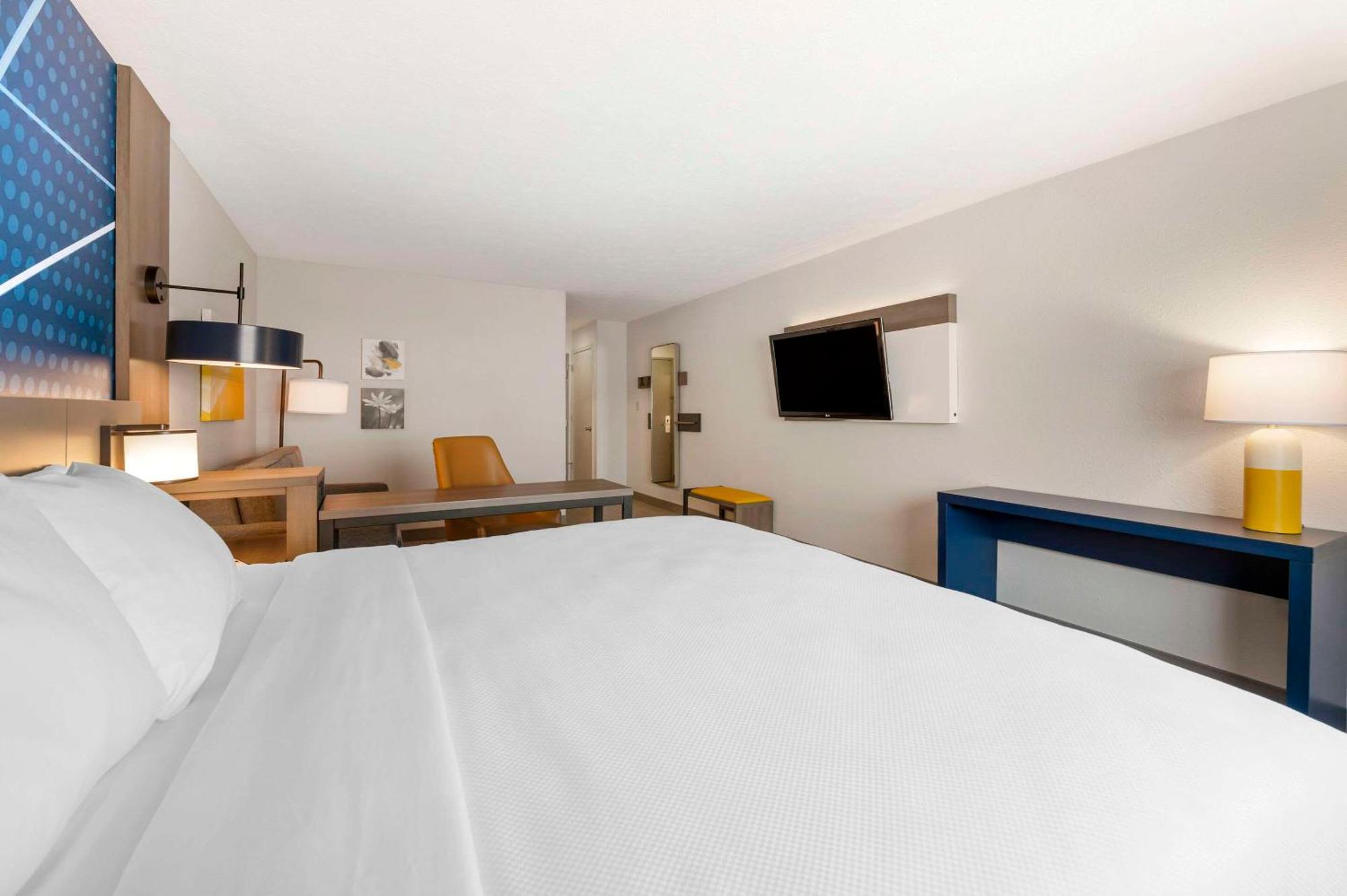 Comfort Inn Edinburgh - Columbus Eksteriør bilde