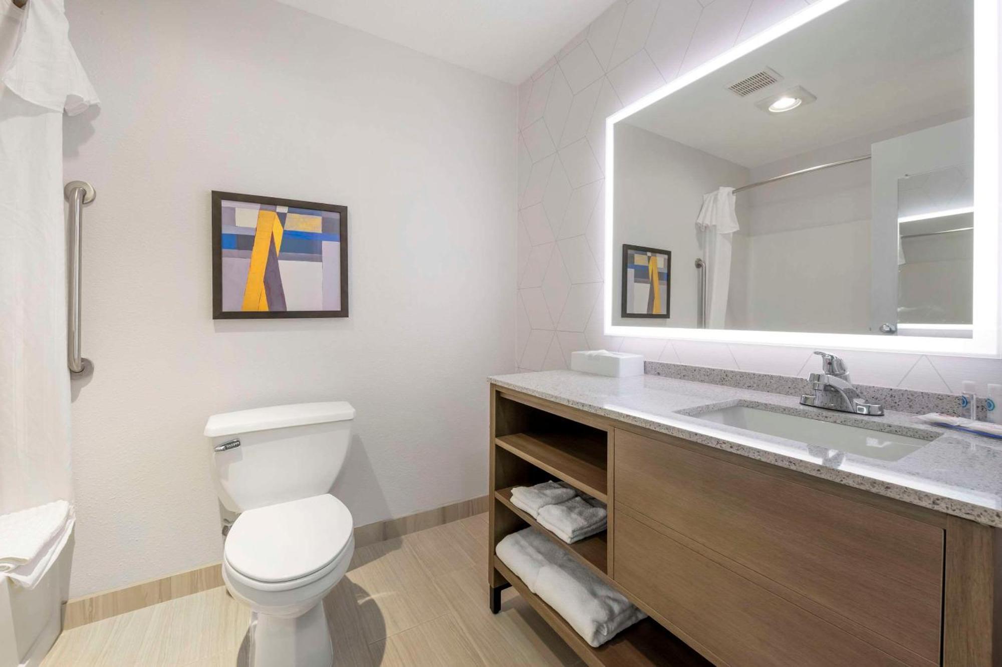 Comfort Inn Edinburgh - Columbus Eksteriør bilde