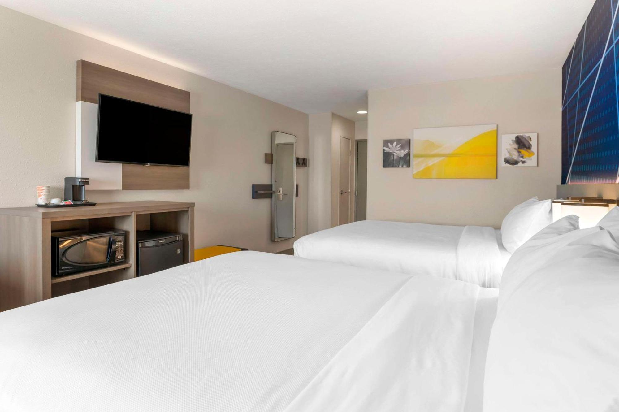 Comfort Inn Edinburgh - Columbus Eksteriør bilde