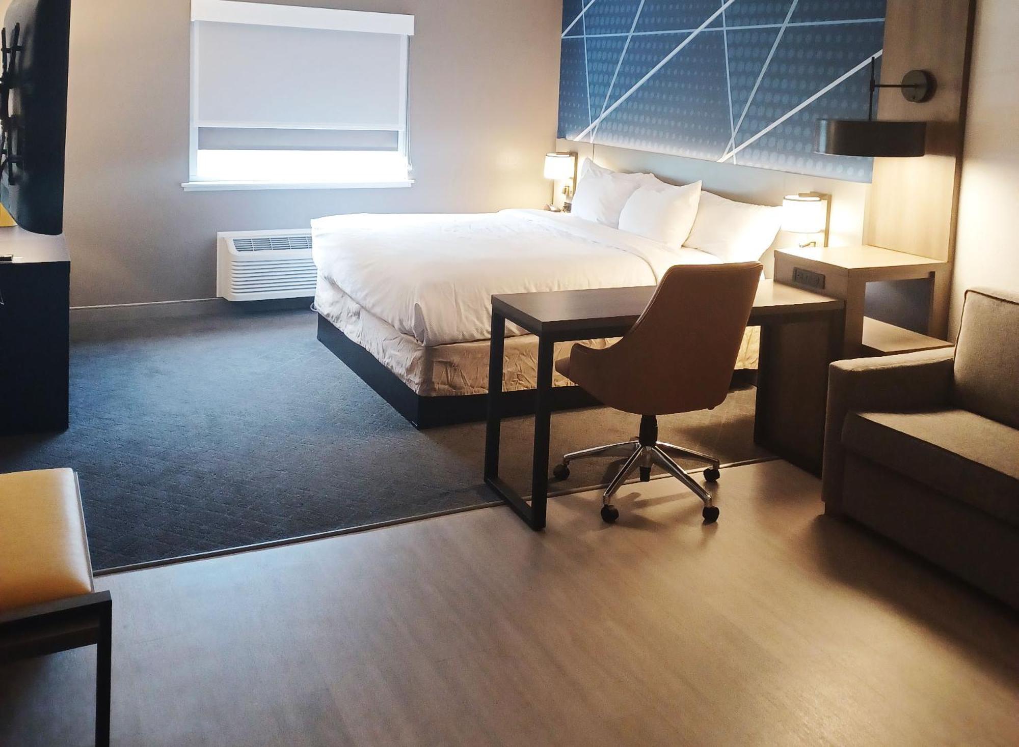 Comfort Inn Edinburgh - Columbus Eksteriør bilde